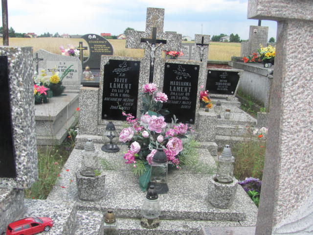 Grób Marianna Lament
