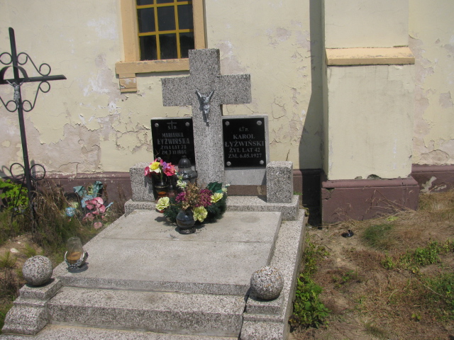 Grób Karol Łyżwiński