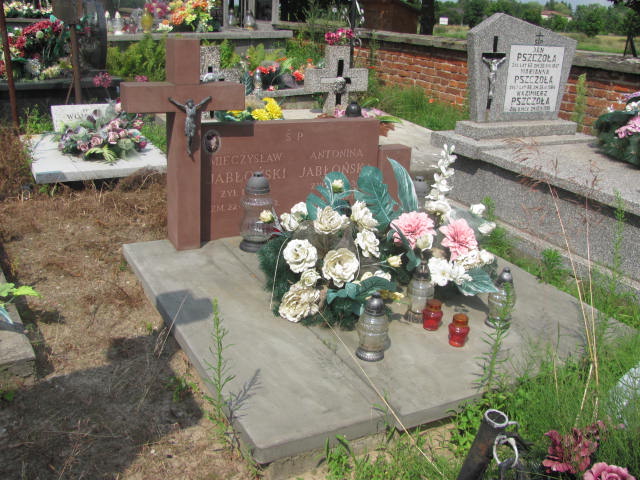 Grób Antonina Jabłońska